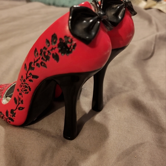 Vintage High Heels Ring Holders (Set Of 2) - Picture 6 of 9